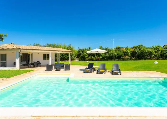 Villino Malva Large Private Pool Ac Wifi Шикли