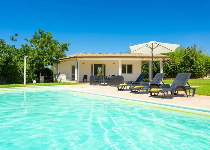 Вилла Villino Malva Large Private Pool Ac Wifi *
